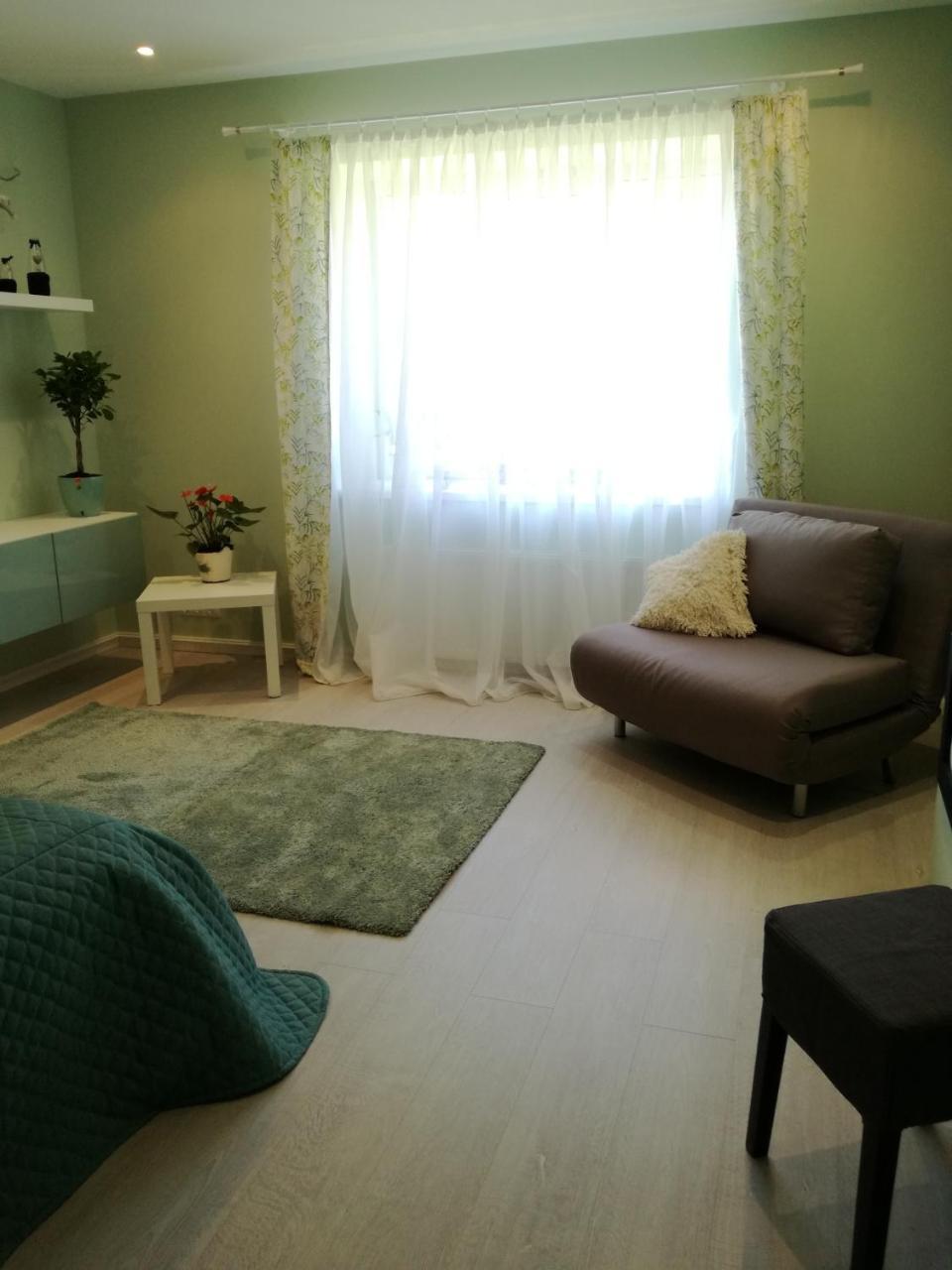 Sweet-S Apartment Boryspilʼ Екстериор снимка