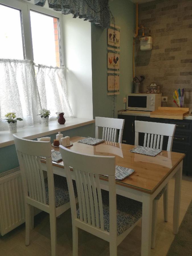 Sweet-S Apartment Boryspilʼ Екстериор снимка
